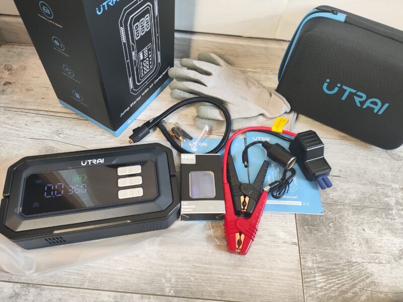 Utrai JS 30 Automobilio užvedėjas būsteris kompresorius + OBD diagnostika